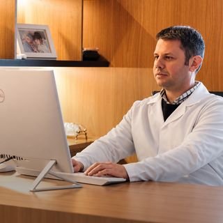 Dr. Thiago Vernetti Ferreira