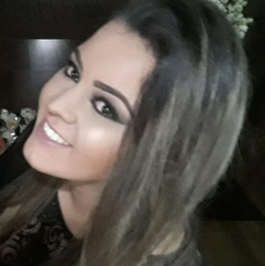 Dra. Aline Grazielle Aimeê Corrêa Mendes Machado