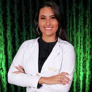 Dra. Ingrid Ferreira