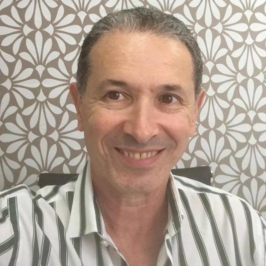 Dr. Samuel Sergio Reznik