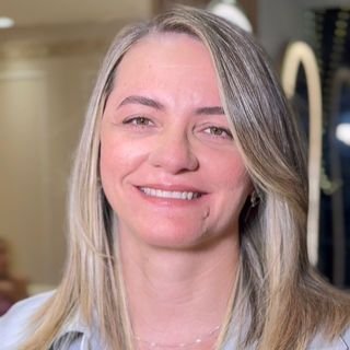Angélica Maria Ferreira de Lima Silva