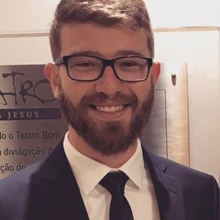 Dr. Matheus Costa