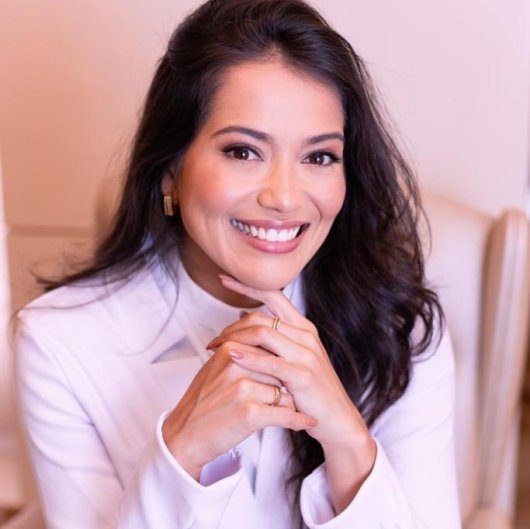 Dra. Karila Sales