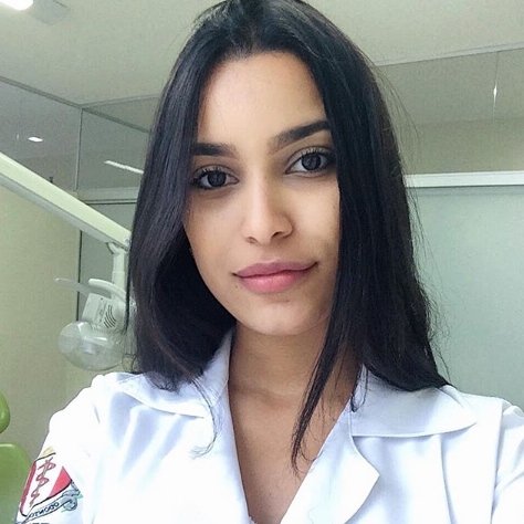 Dra. Mayara Moreira