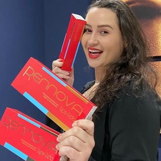 Dra. Nadja Castro .