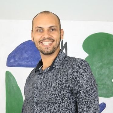 Dr. Vinicius Pereira