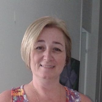 Prof. Claudia Figueiredo