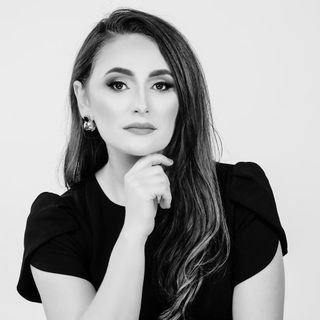 Dra. Daniela Antunes Batista