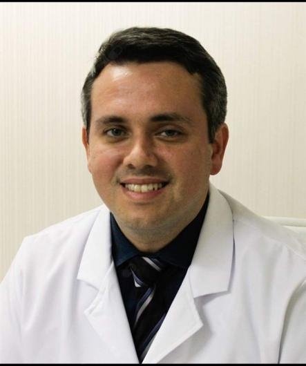 Dr. Claudio Queiroz Guimarães