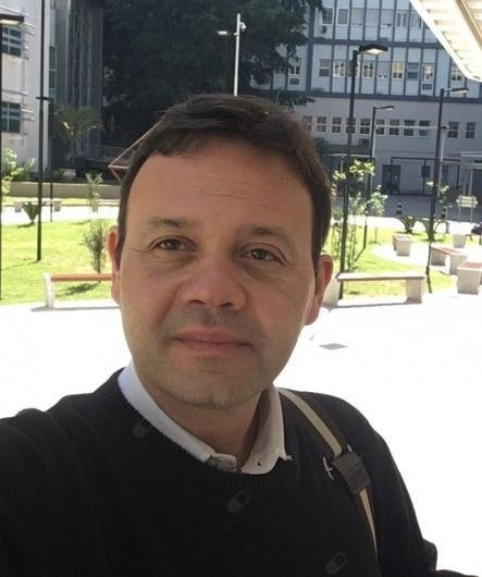 Dr. Claudio Stadnik