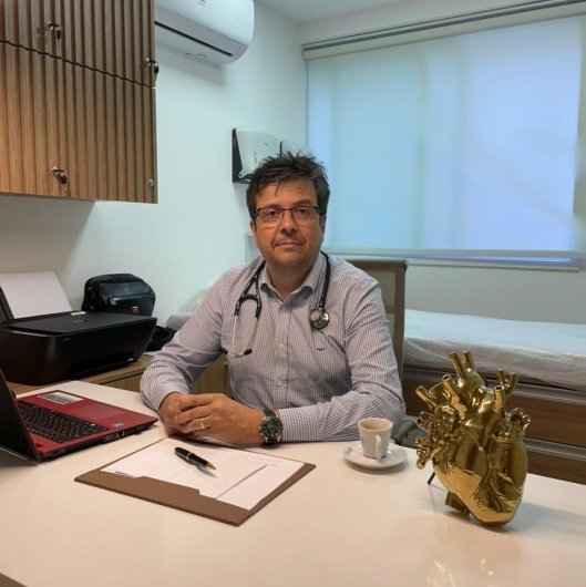 Dr. Marcelo Lameirão