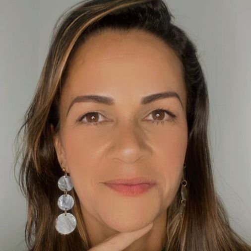Dra. Regiane Lago de Carvalho Sanches