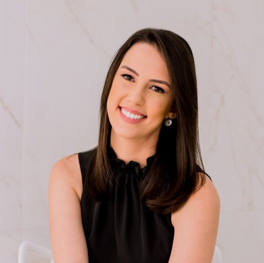 Dra. Renata Leite
