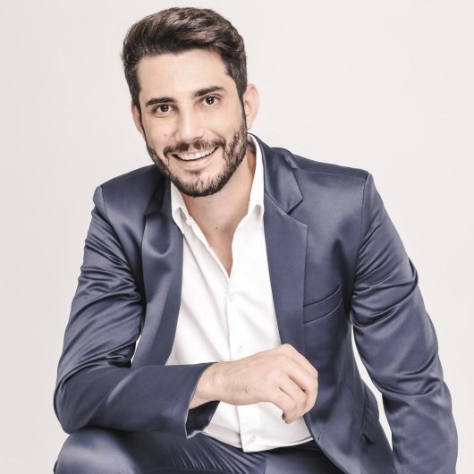Dr. Lucas Morais