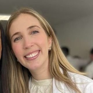 Dra. Luiza de Aguiar Lima