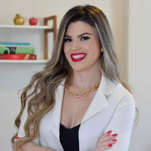 Dra. Amanda Gama