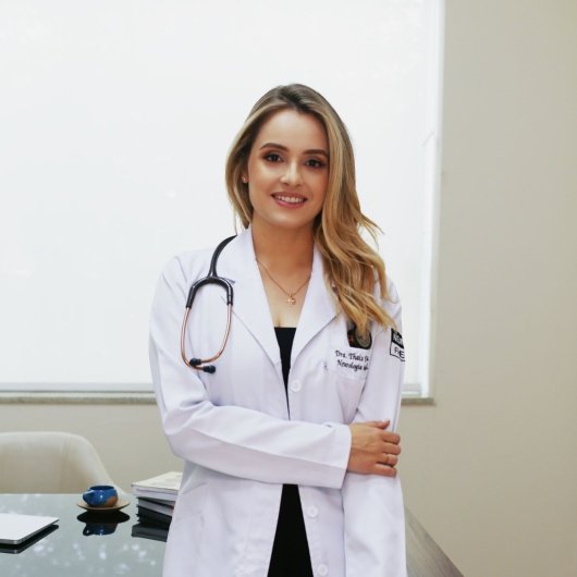 Dra. Thais de Almeida Fonseca Oliveira