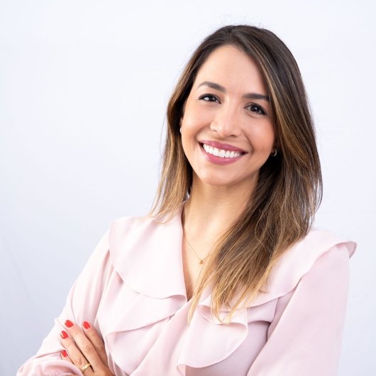 Dra. Vanessa Devens Trindade