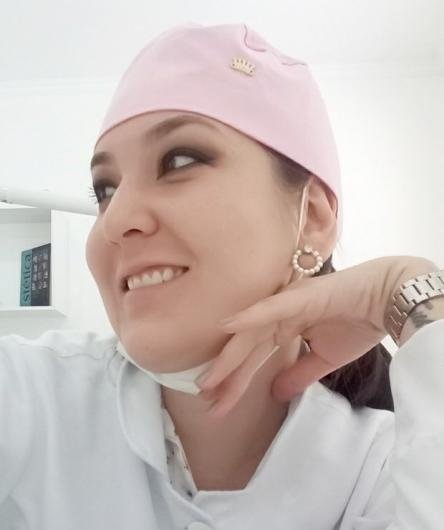 Dra. Débora Mayumi Henriques da Fonseca