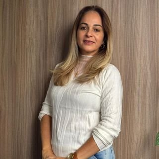 Dra. SANDRIANE BATISTA CARLOS