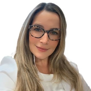 Dra. Evelyn de Carvalho Pinto