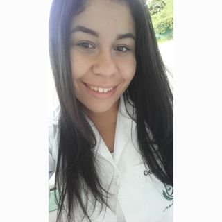 Dra. Crislene Medeiros Rodrigues