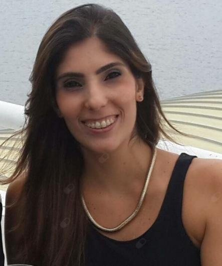 Dra. Carla Carvalho Dias