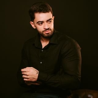 Dr. Vinicius Aquino