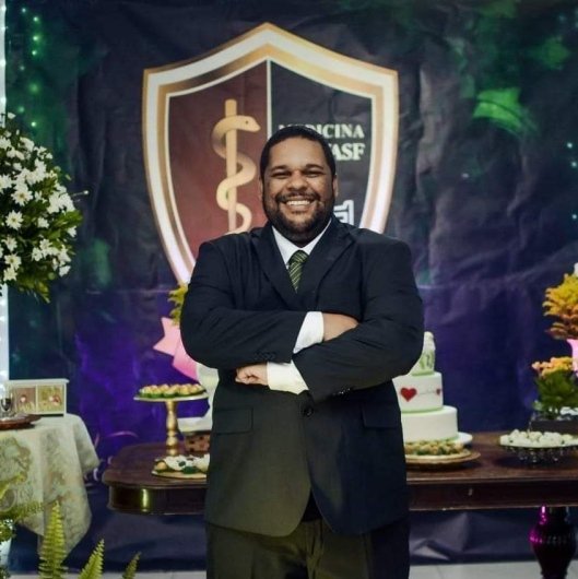 Dr. Anderson de Almeida Pereira