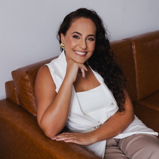 Dra. Isabela Maria Lopes