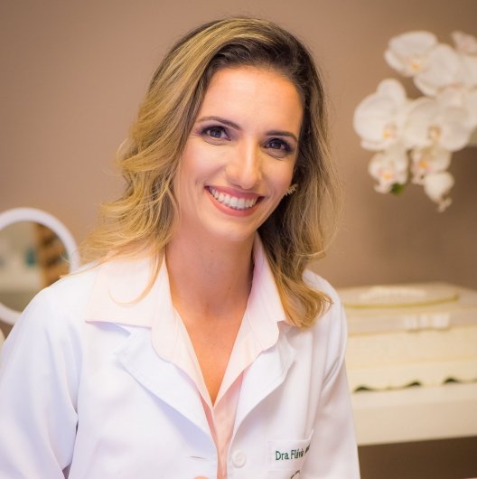 Dra. Flavia Amorim Monteiro