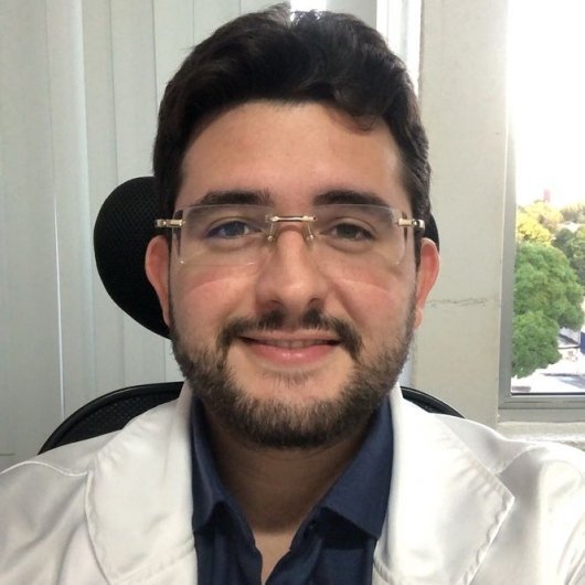 Dr. Lucas Nogueira