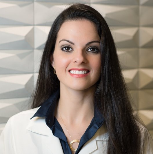 Dra. Ericka Brasil de Menezes Massa