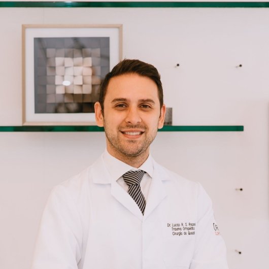 Dr. Lucas Romano Sampaio Rezende