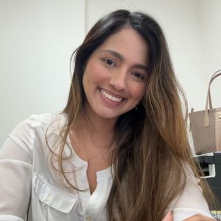 Dra. Poliana Silva