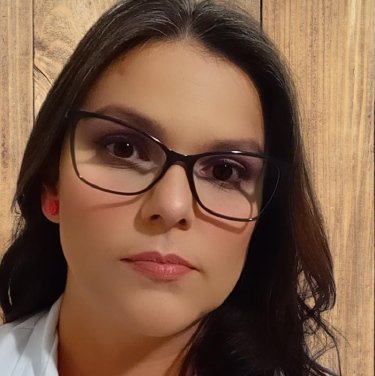 Luciane Magalhães