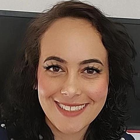 Dra. Denise Gomes Vieira