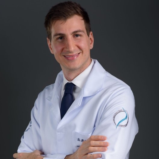 Dr. Rafael De Luca de Lucena