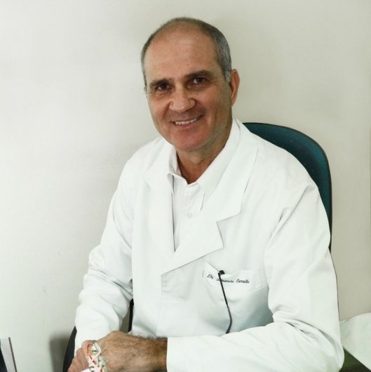 Dr. Eduardo Carvalho
