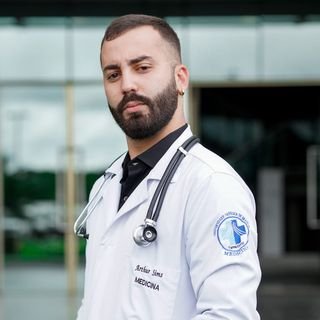 Dr. Arthur Sims