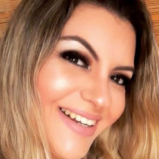Elaine Neves