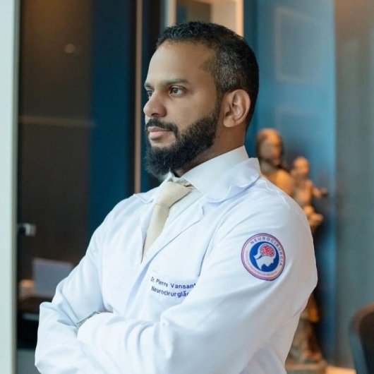 Dr. Pierre Vansant