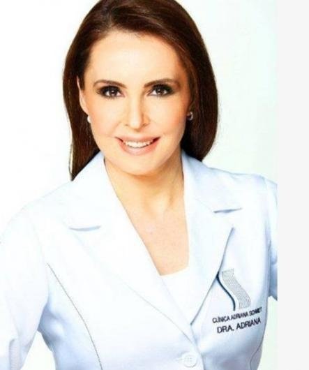 Dra. Adriana Vidal Schmidt