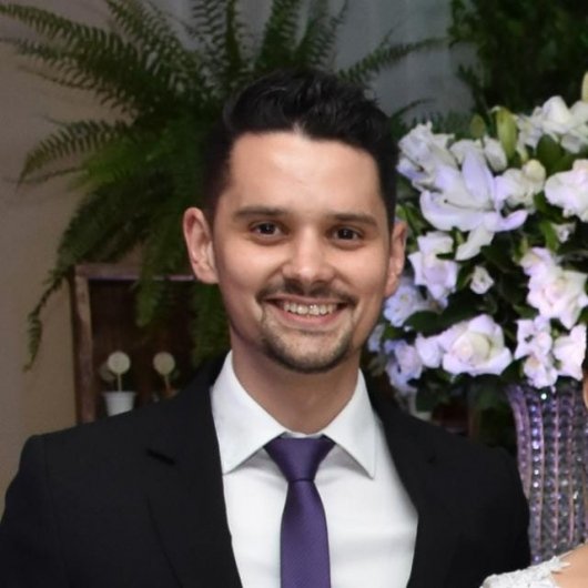Dr. Ricardo Luconi