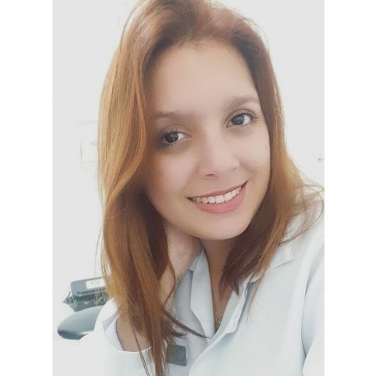 Dra. Ariana Américo Brianeze