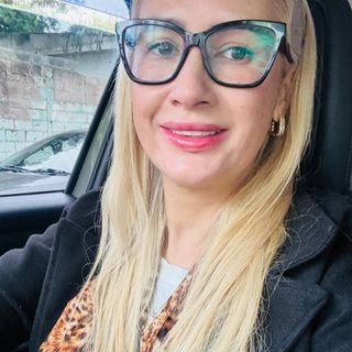 Dr. ELIZANGELA PALOCO