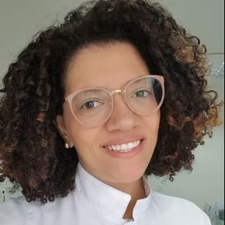 Dra. Vanessa Costa