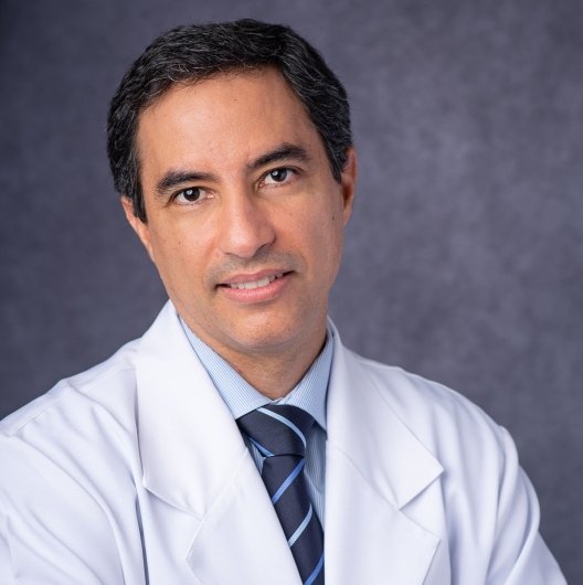 Dr. Marcus Valadão