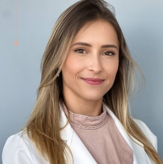 Dra. Bruna Hummel