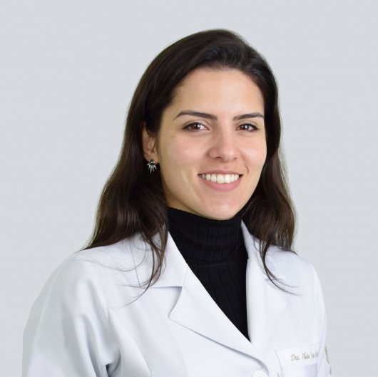 Dra. Thaís Vera Monteiro